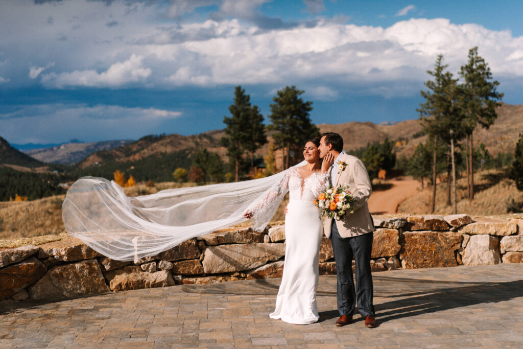 Veil in the wind