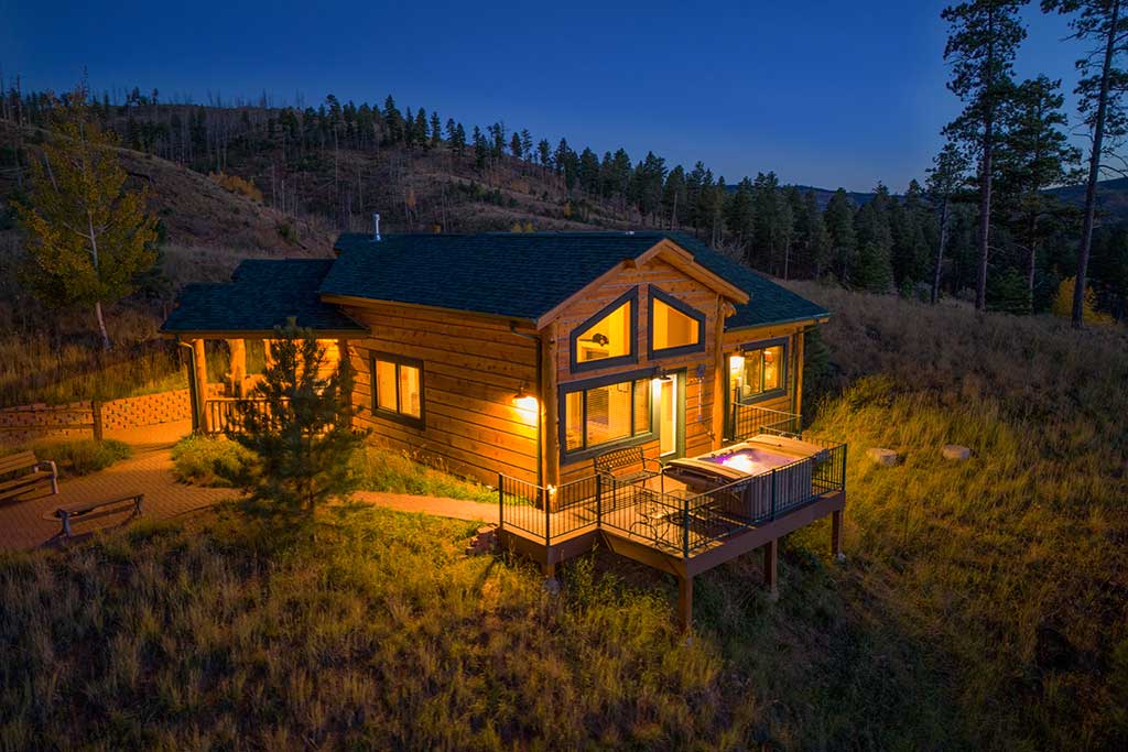 Cozy Secluded Cabin for Couples in the Fall, Colorado