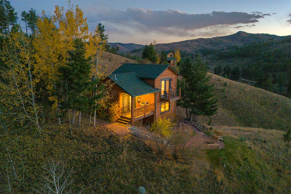 Elk Ridge Fall Cabin for Families in Colorado