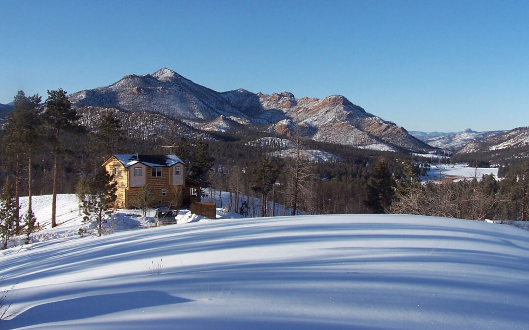 Escape to Winter Bliss at Pikes Peak Ranch: A Mountain Retreat Like No Other