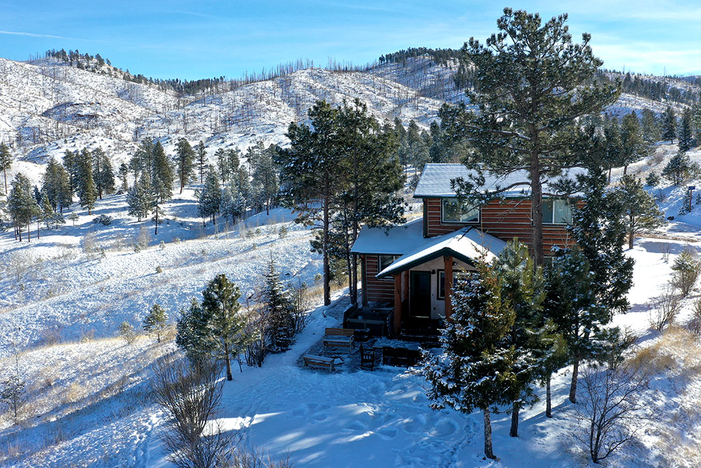 Wilderness-Winter Cabin