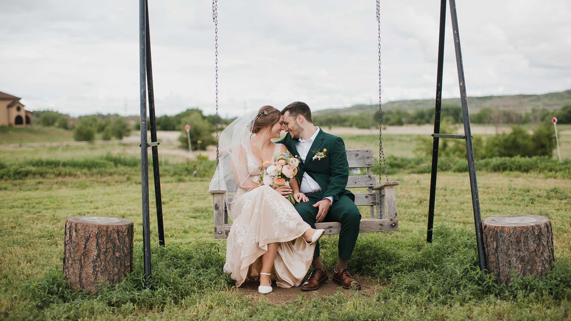 Experience the Magic of a Spring Microwedding at Pikes Peak Ranch