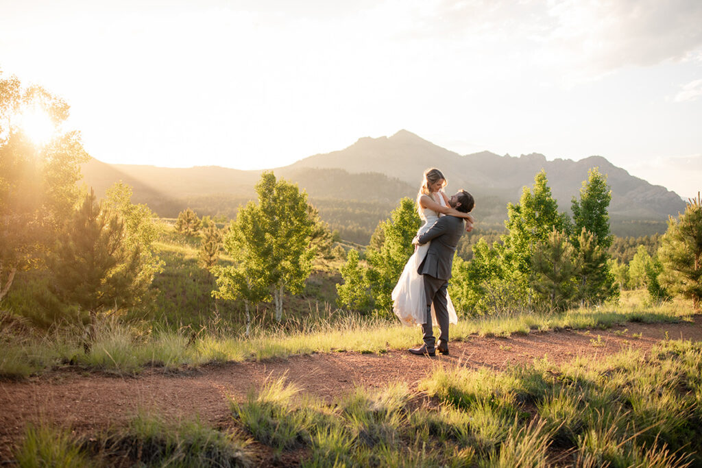 Spring Mountain Wedding in Colorado Spring Mountain Wedding in Colorado